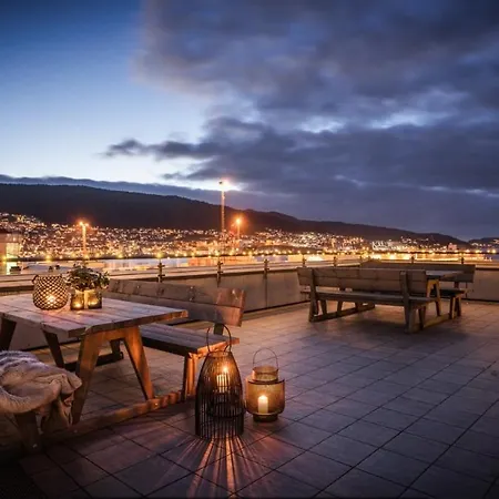 Apartment Penthouse With Private Balcony In The City Centre Of *